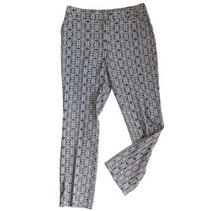 Chico’s Women’s Size 1 Regular (US 8) Black White Geometric print stretch pants